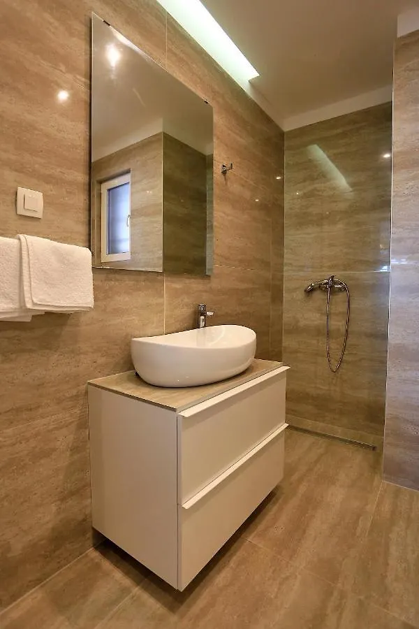 Karmen Adriatica Villa Kukljica