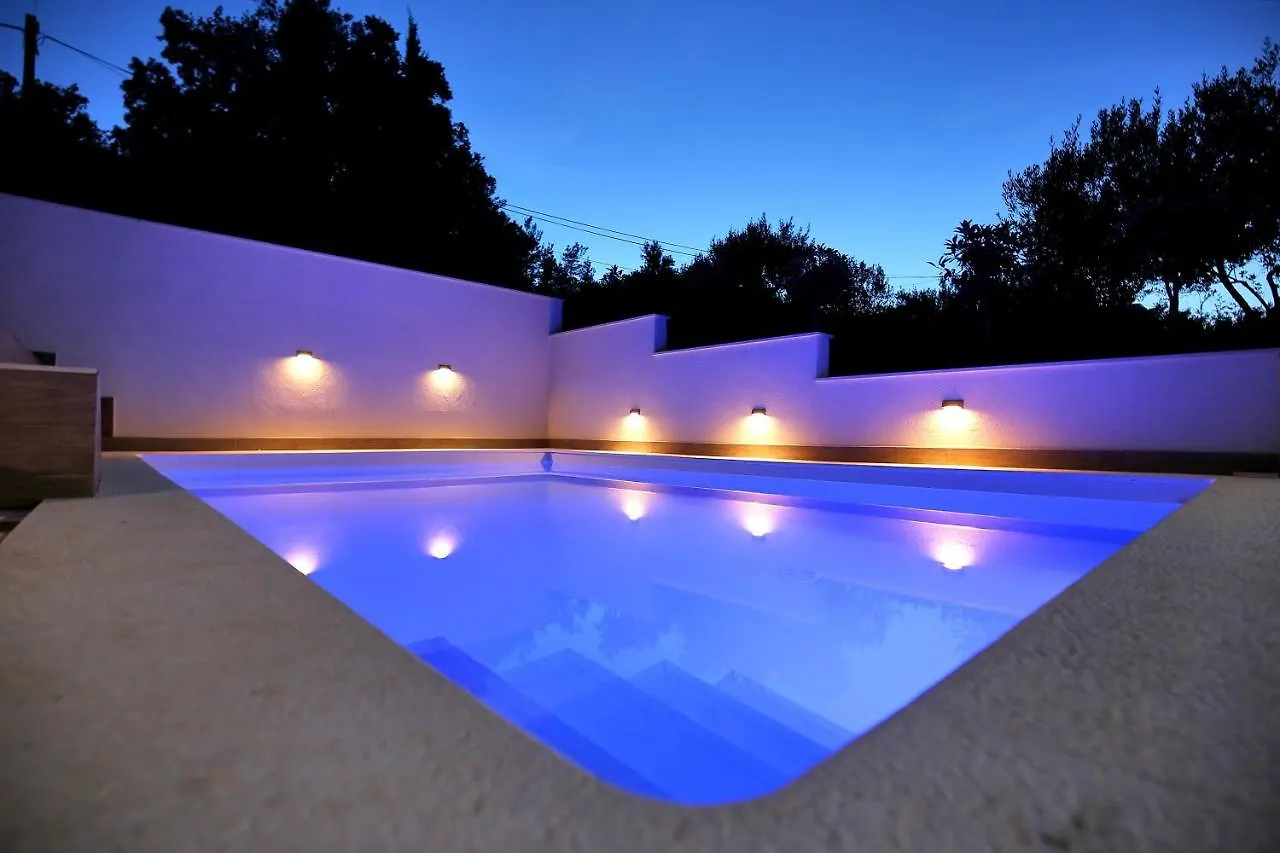 Karmen Adriatica Villa Kukljica Croatia