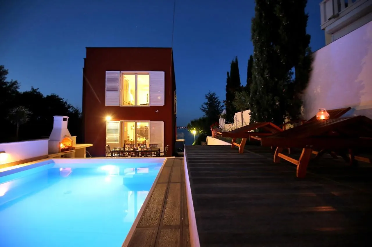 Karmen Adriatica Villa Kukljica